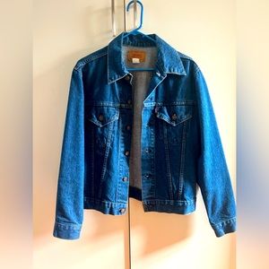 Levi Jean Jacket Size 40